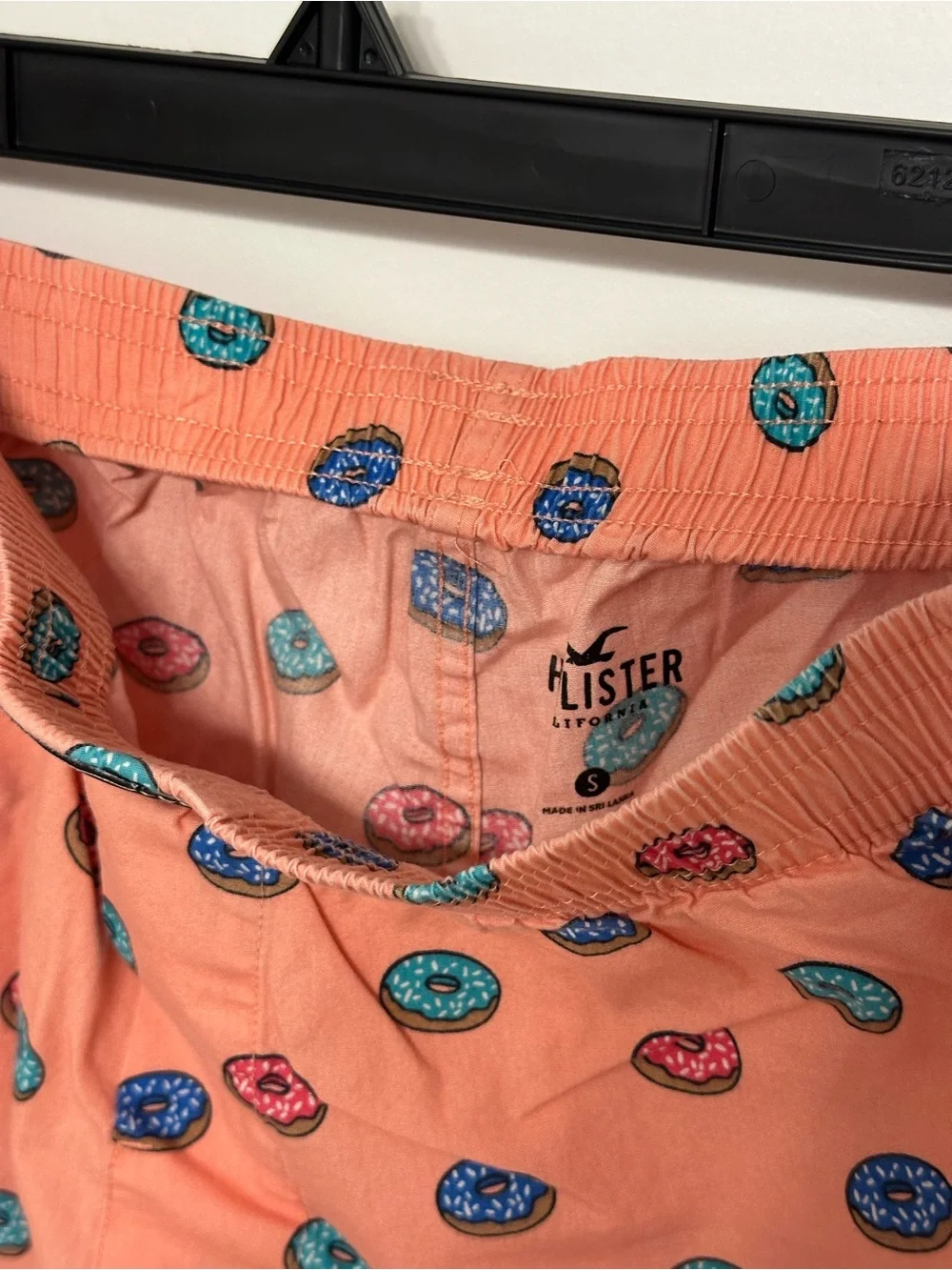 Donut print men’s shorts